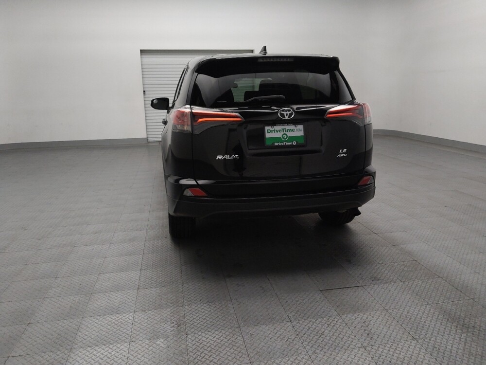 2018 Toyota RAV4 in Arlington, TX 76011 - 18135539 6