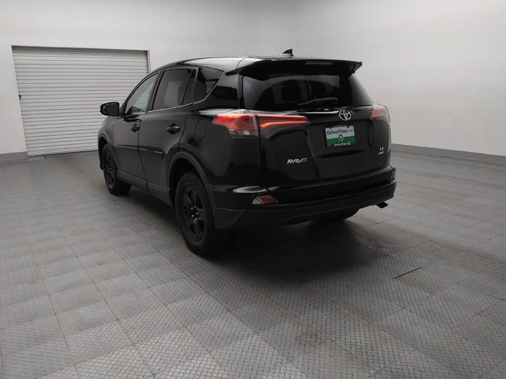 2018 Toyota RAV4 in Arlington, TX 76011 - 18135539 5