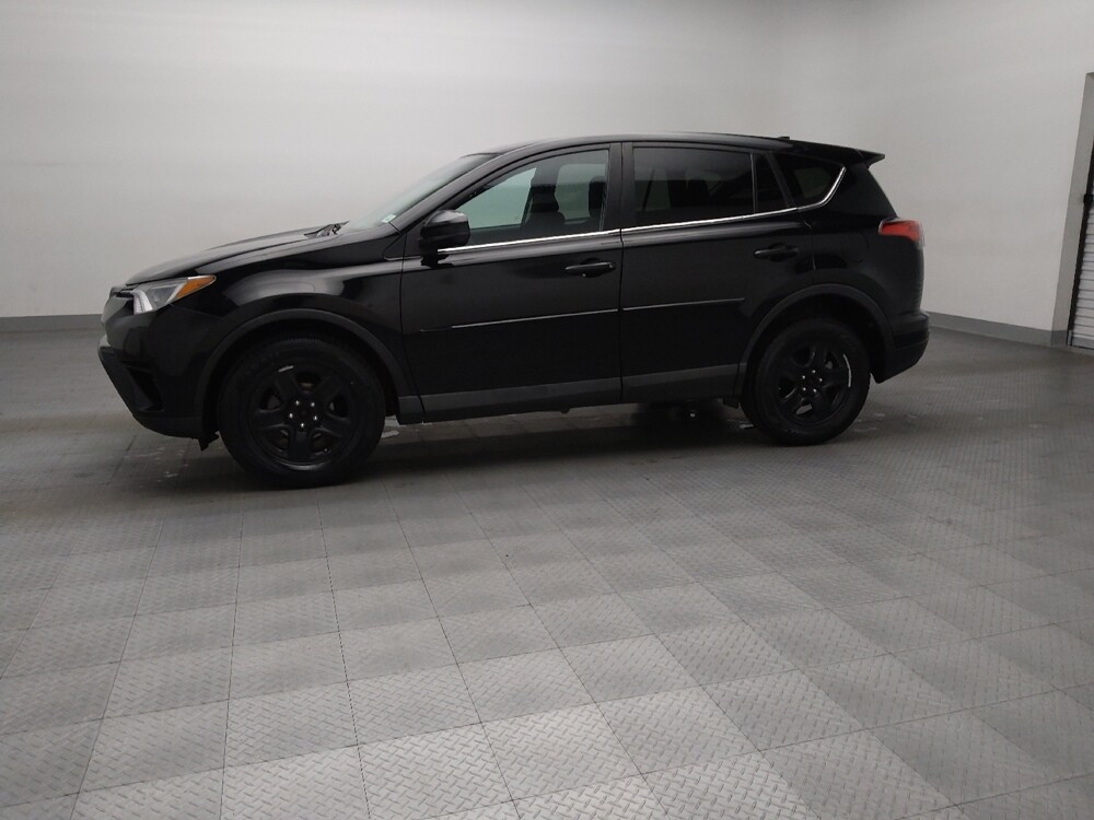 2018 Toyota RAV4 in Arlington, TX 76011 - 18135539 2