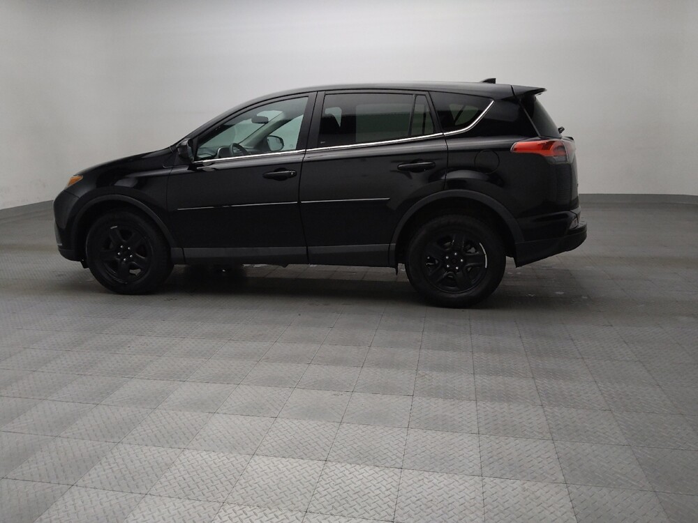 2018 Toyota RAV4 in Arlington, TX 76011 - 18135539 3