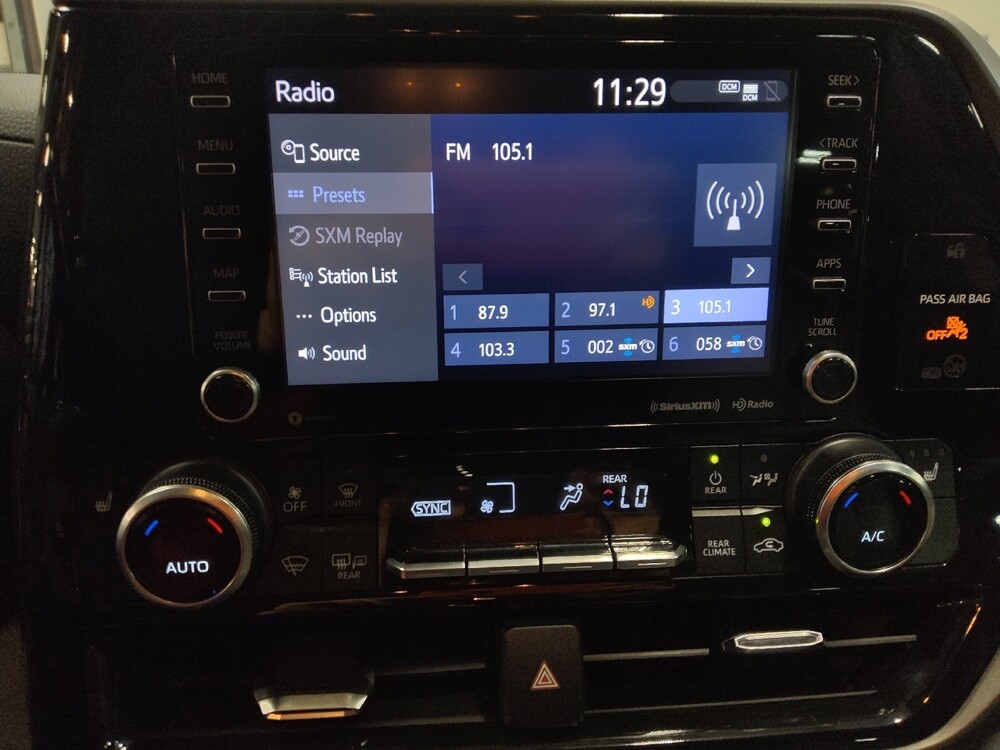 2022 Toyota Highlander in Temple, TX 76502 - 18135540 25