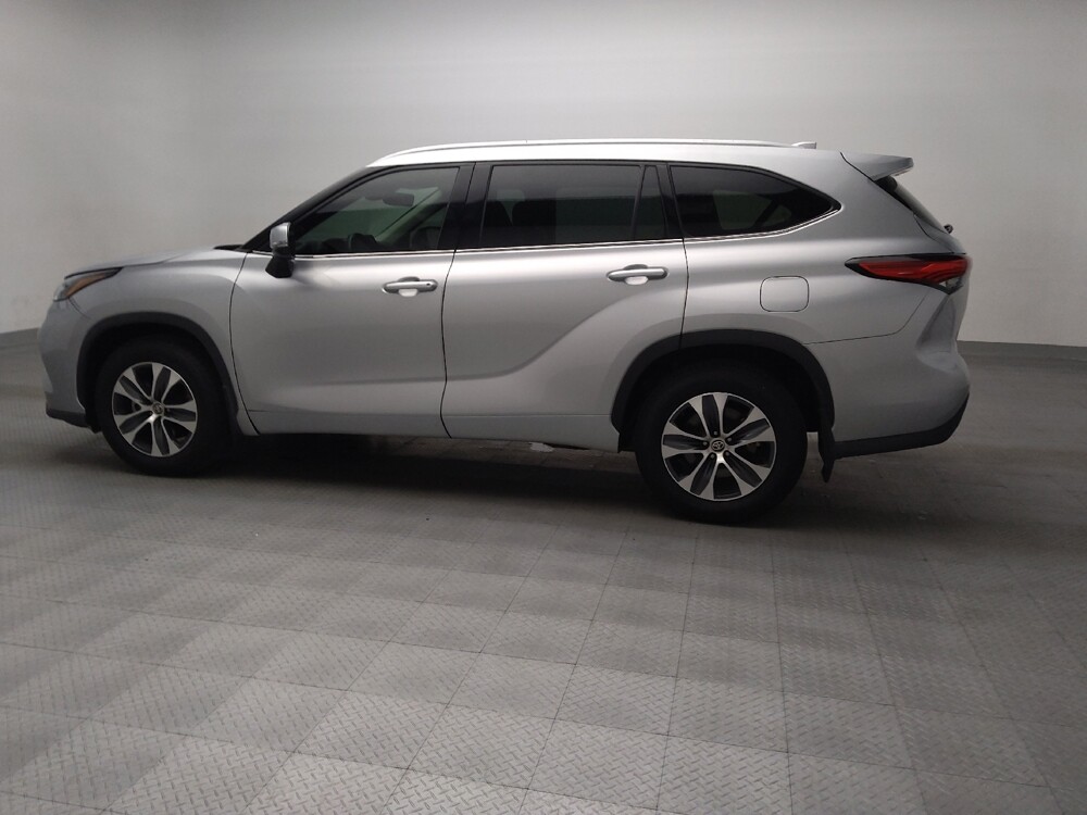 2022 Toyota Highlander in Temple, TX 76502 - 18135540 3
