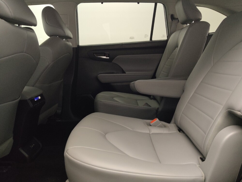 2022 Toyota Highlander in Temple, TX 76502 - 18135540 18