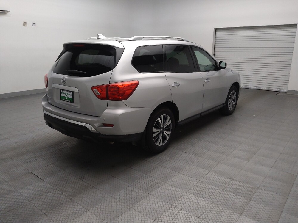 2019 Nissan Pathfinder in Lewisville, TX 75067 - 18135543 9