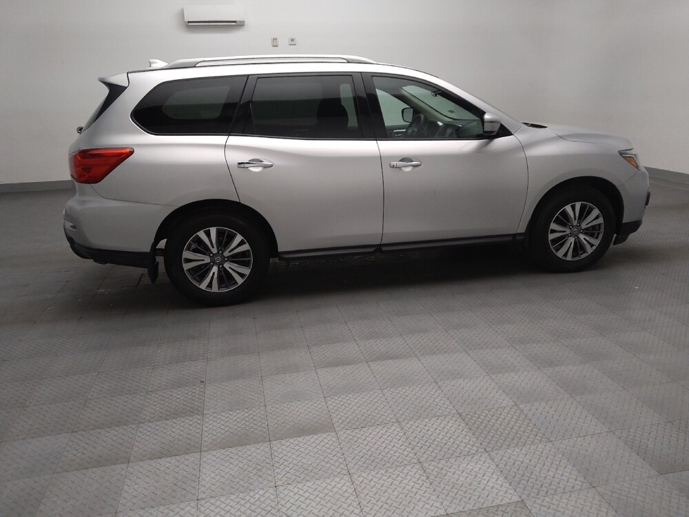 2019 Nissan Pathfinder in Lewisville, TX 75067 - 18135543 10