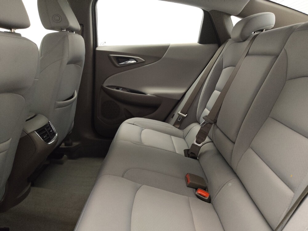2021 Chevrolet Malibu in Arlington, TX 76011 - 18135544 18