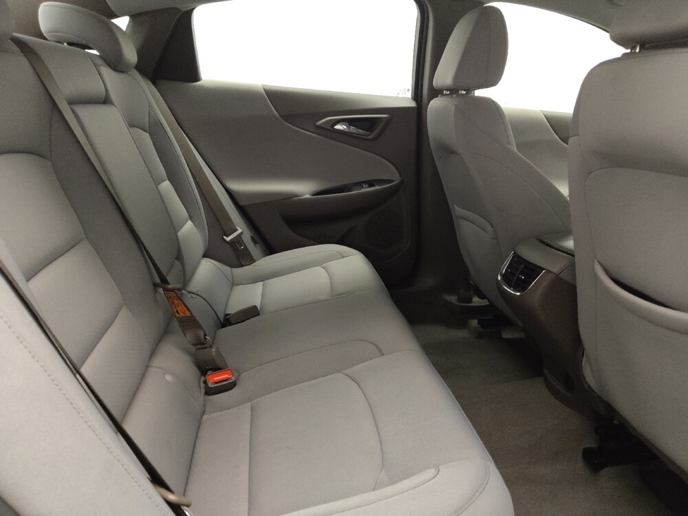 2021 Chevrolet Malibu in Arlington, TX 76011 - 18135544 19