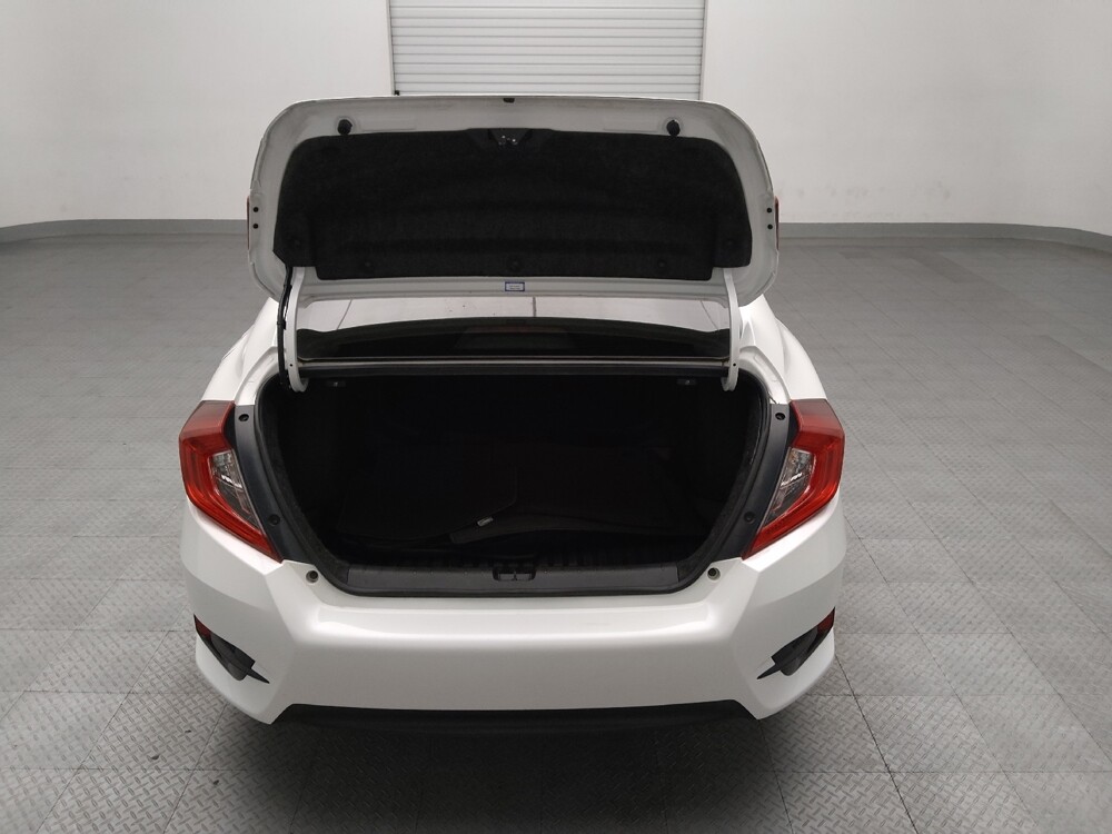 2017 Honda Civic in Oklahoma City, OK 73139 - 18135548 29