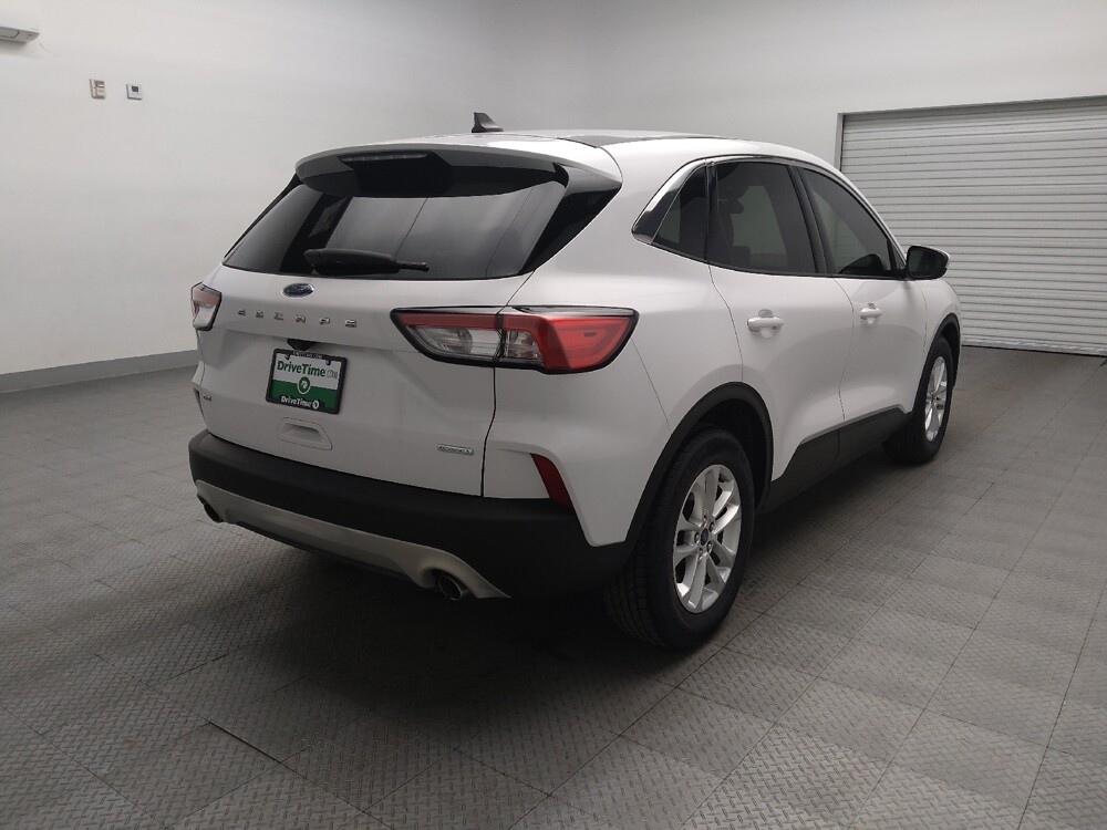 2020 Ford Escape in Lewisville, TX 75067 - 18135552 9
