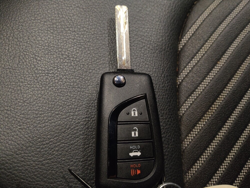 2022 Toyota Camry in Arlington, TX 76011 - 18135566 32