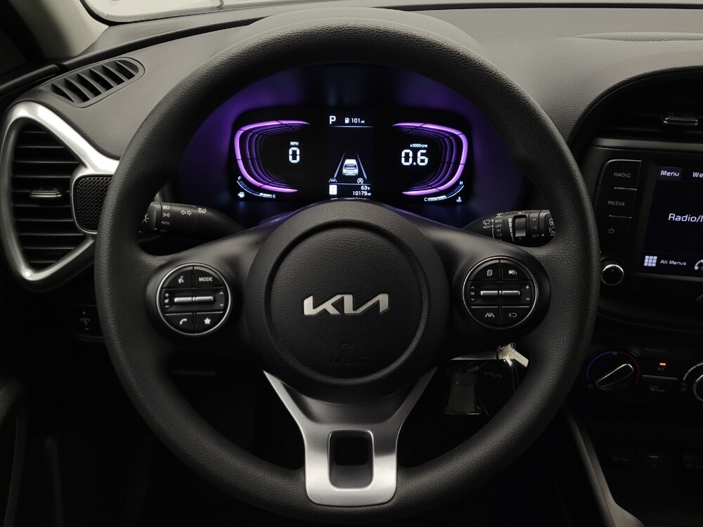 2025 Kia Soul in Phoenix, AZ 85015 - 18135570 22