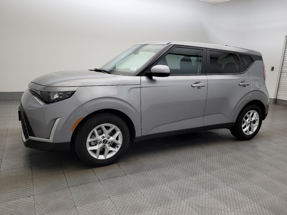 2025 Kia Soul in Phoenix, AZ 85015 - 18135570 2