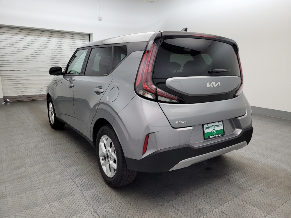2025 Kia Soul in Phoenix, AZ 85015 - 18135570 5