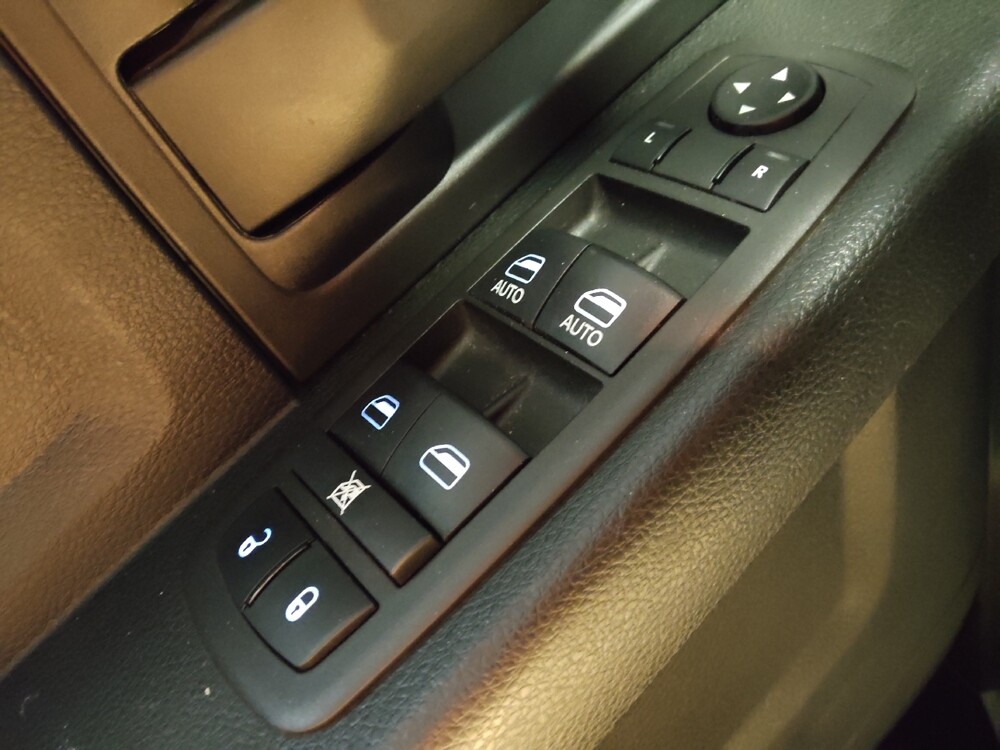 2022 RAM 1500 in Phoenix, AZ 85015 - 18135575 27