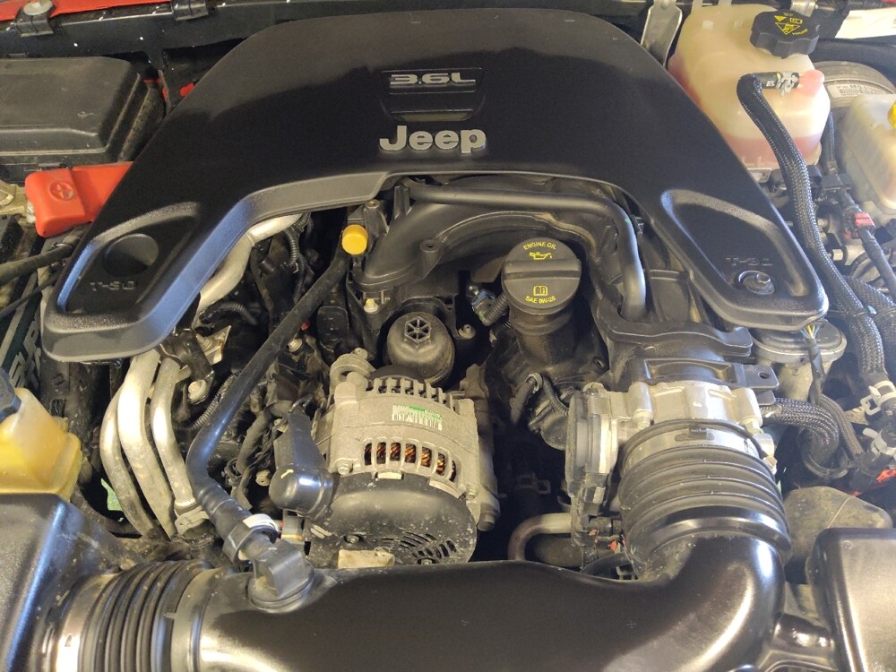 2018 Jeep Wrangler in Glendale, AZ 85301 - 18135576 30