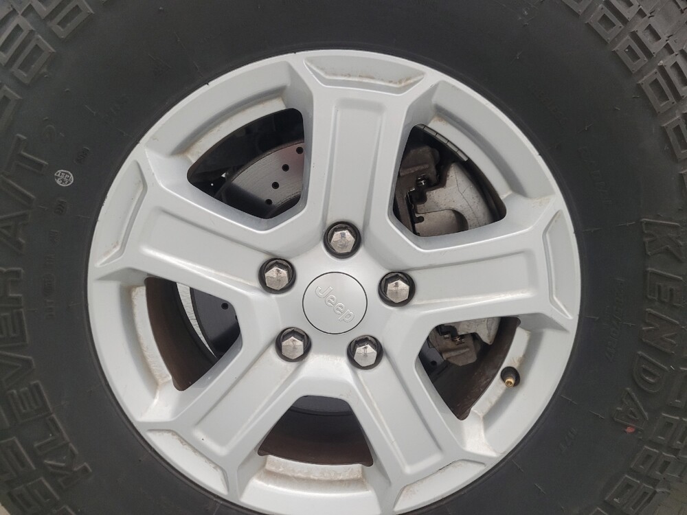 2018 Jeep Wrangler in Glendale, AZ 85301 - 18135576 31