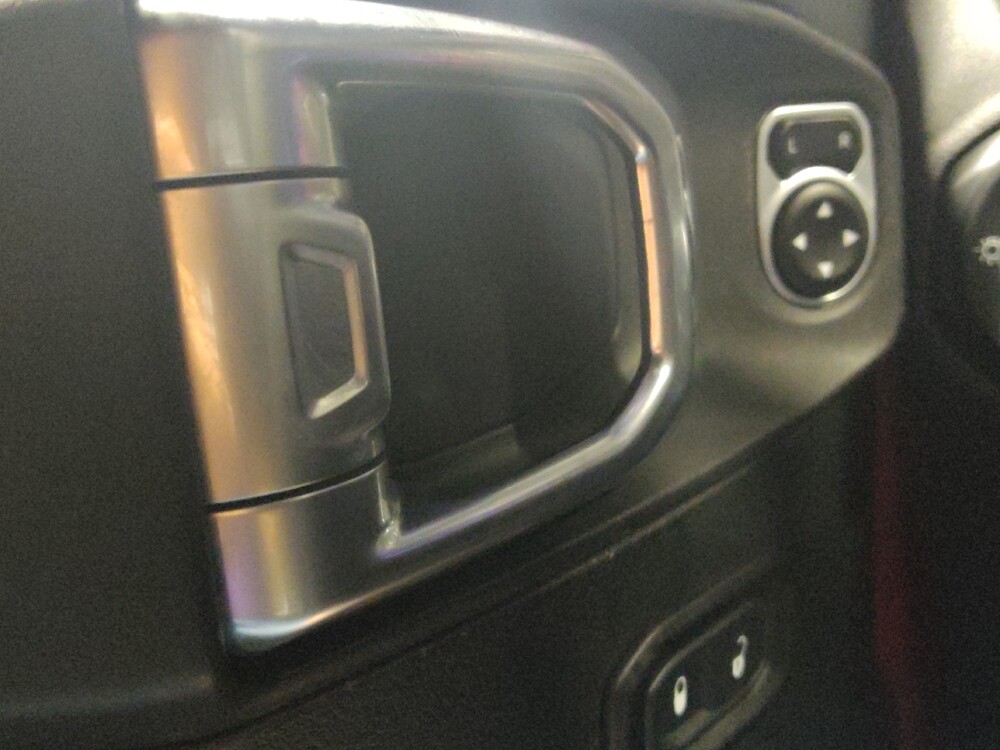 2018 Jeep Wrangler in Glendale, AZ 85301 - 18135576 27