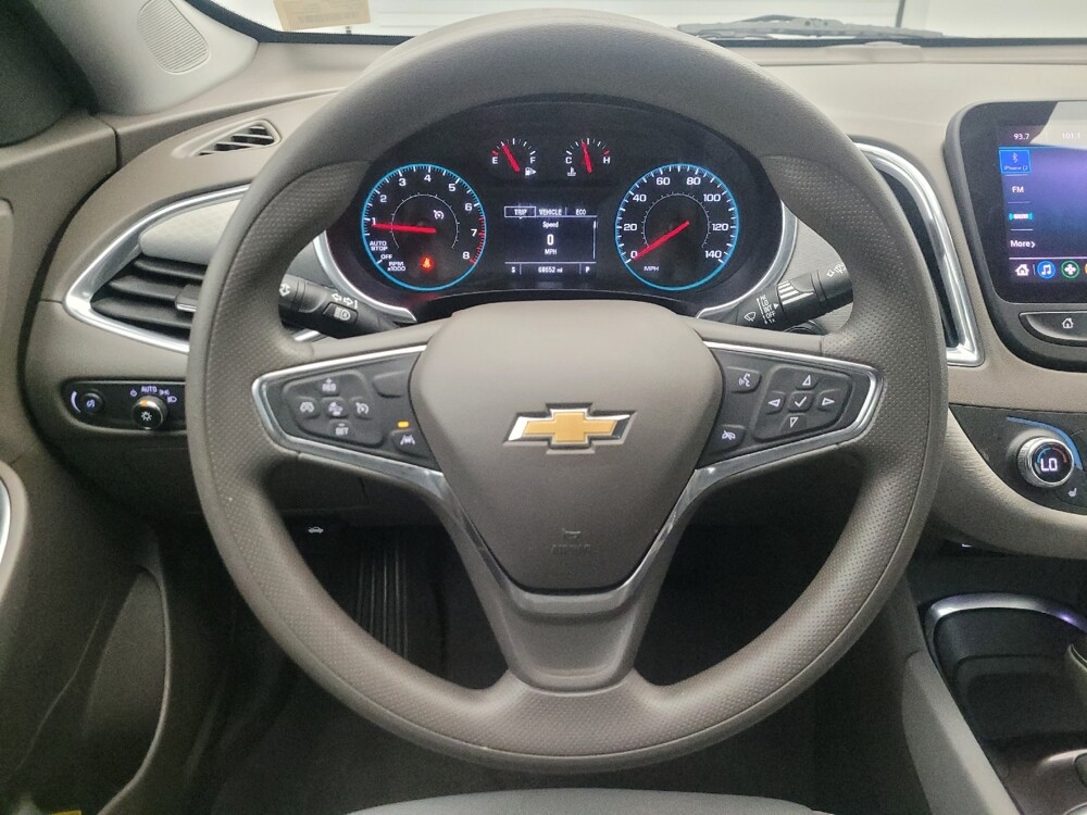 2020 Chevrolet Malibu in Phoenix, AZ 85022 - 18135578 22