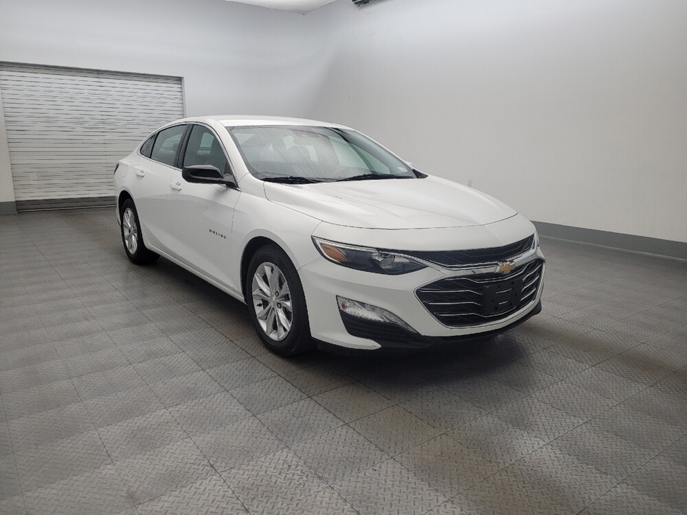 2020 Chevrolet Malibu in Phoenix, AZ 85022 - 18135578 13