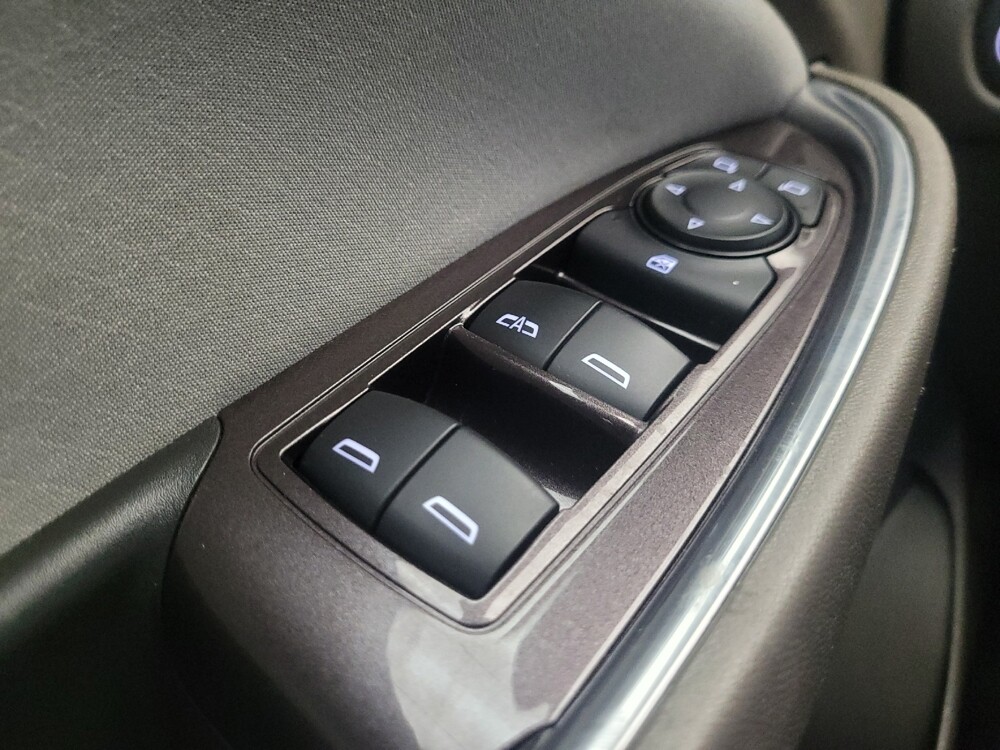 2020 Chevrolet Malibu in Phoenix, AZ 85022 - 18135578 27