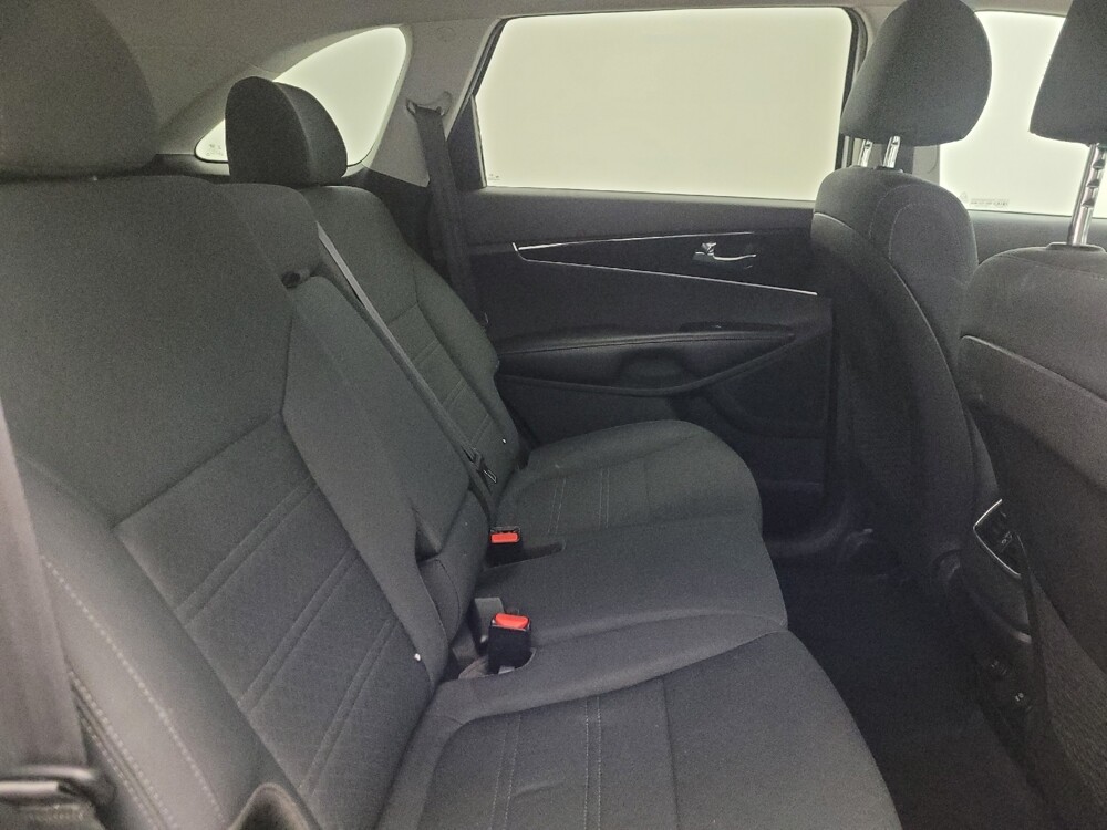 2020 Kia Sorento in Phoenix, AZ 85015 - 18135584 19