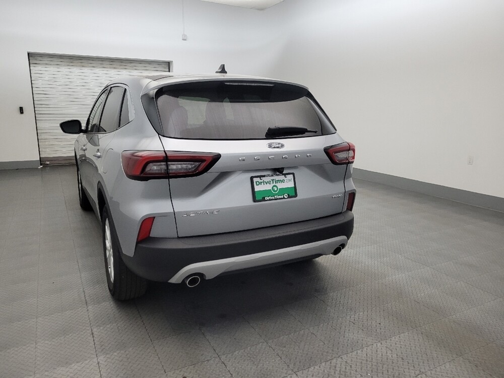 2023 Ford Escape in Glendale, AZ 85301 - 18135585 6