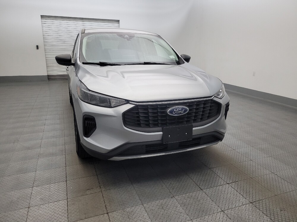 2023 Ford Escape in Glendale, AZ 85301 - 18135585 14