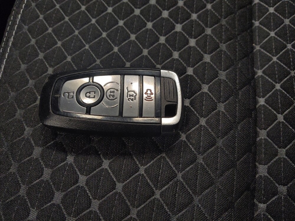 2023 Ford Escape in Glendale, AZ 85301 - 18135585 32