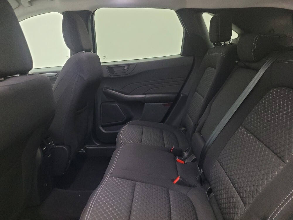2023 Ford Escape in Glendale, AZ 85301 - 18135585 18