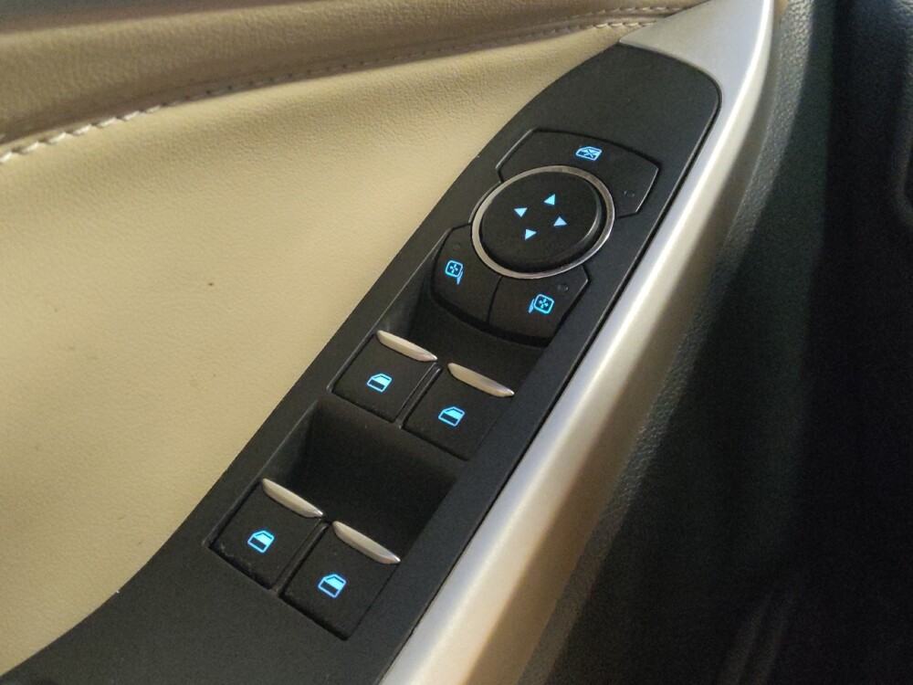 2022 Ford Explorer in Phoenix, AZ 85022 - 18135588 27