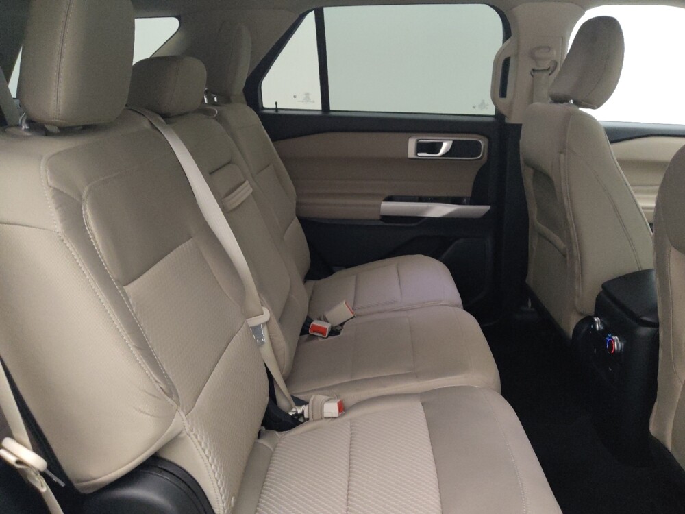 2022 Ford Explorer in Phoenix, AZ 85022 - 18135588 19