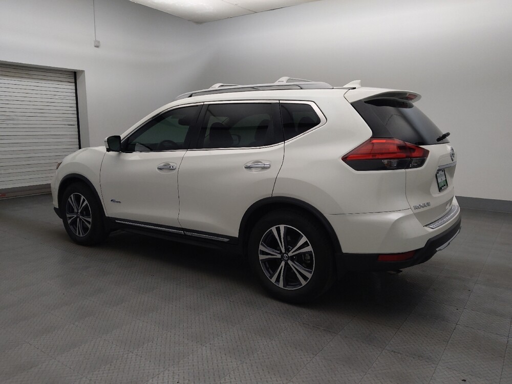 2017 Nissan Rogue in Tucson, AZ 85705 - 18135592 3