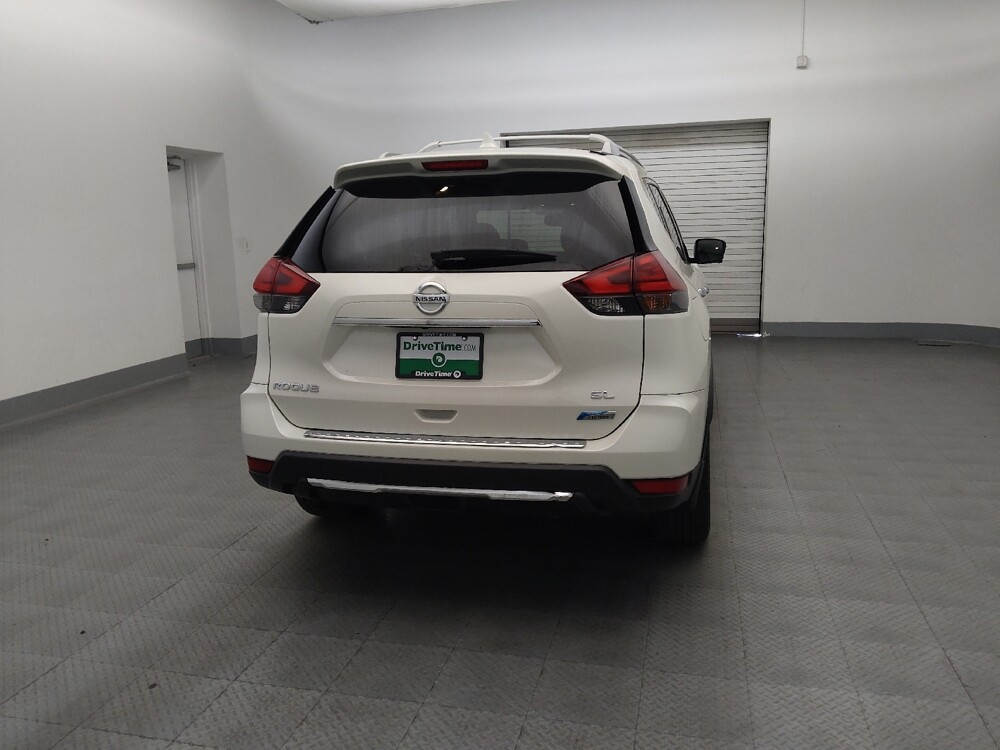 2017 Nissan Rogue in Tucson, AZ 85705 - 18135592 7