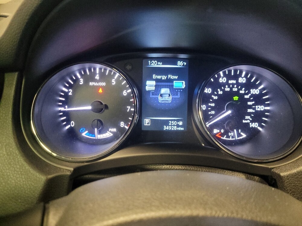 2017 Nissan Rogue in Tucson, AZ 85705 - 18135592 23