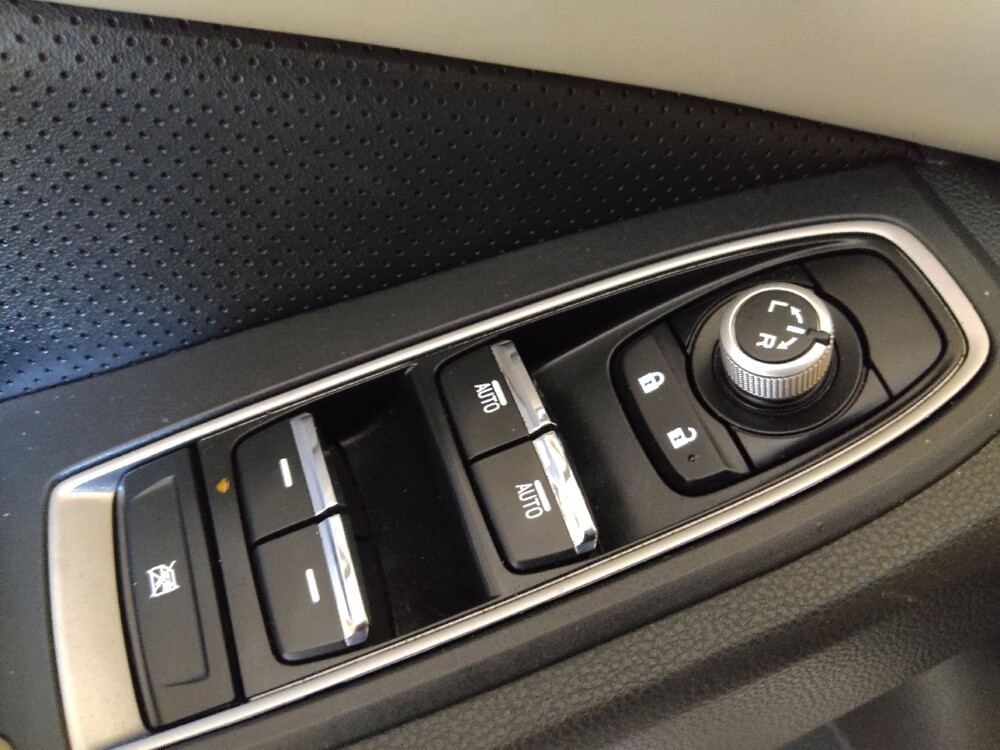 2019 Subaru Ascent in Tampa, FL 33619 - 18135596 27