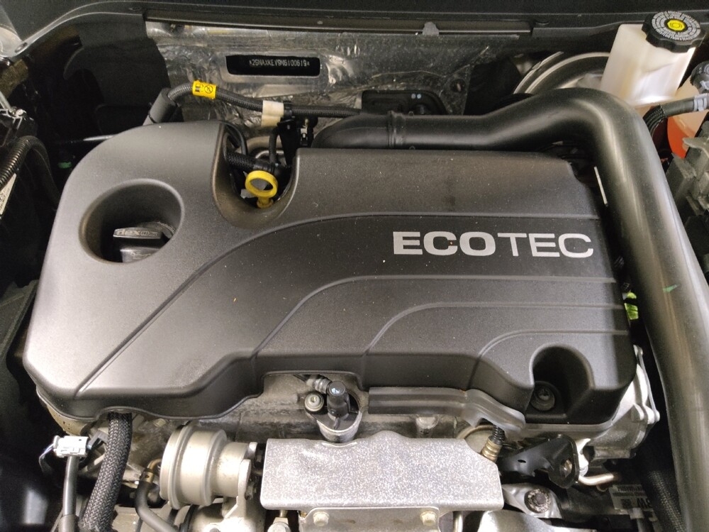 2022 Chevrolet Equinox in Baton Rouge, LA 70816 - 18135597 30