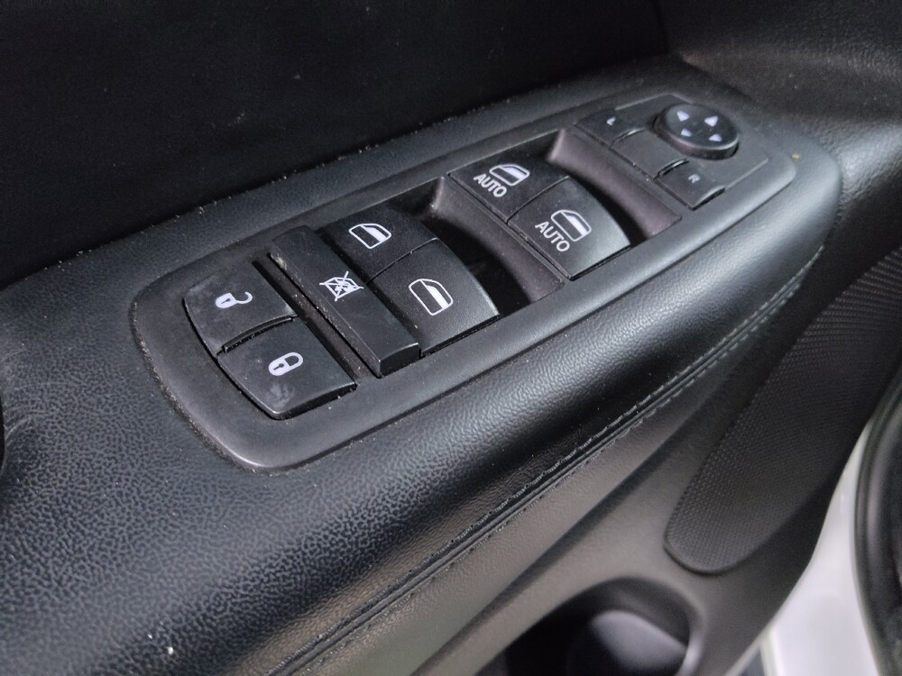 2019 Jeep Grand Cherokee in Baton Rouge, LA 70816 - 18135599 27