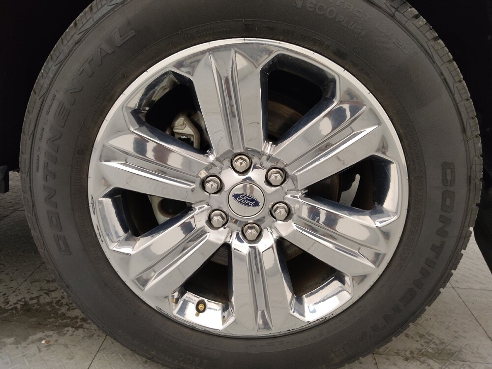 2018 Ford F150 in Fort Myers, FL 33907 - 18135608 31