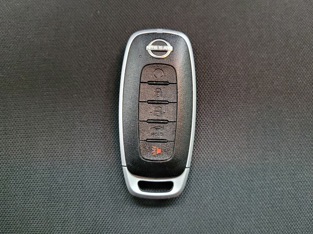 2024 Nissan Versa in Las Vegas, NV 89104 - 18135612 32