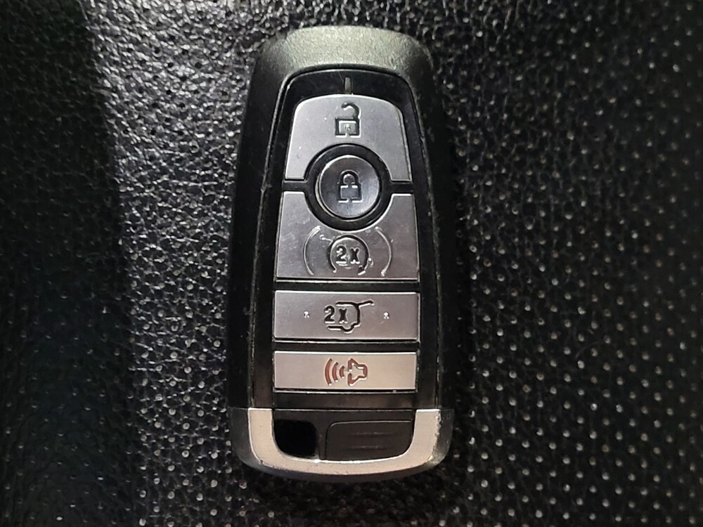 2019 Ford Expedition Max in Jacksonville, FL 32210 - 18135620 32