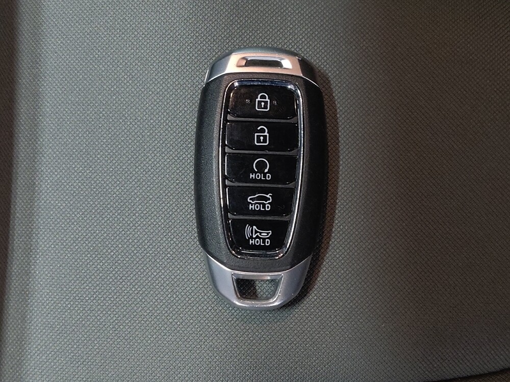 2023 Hyundai Elantra in Gainesville, FL 32609 - 18135624 32