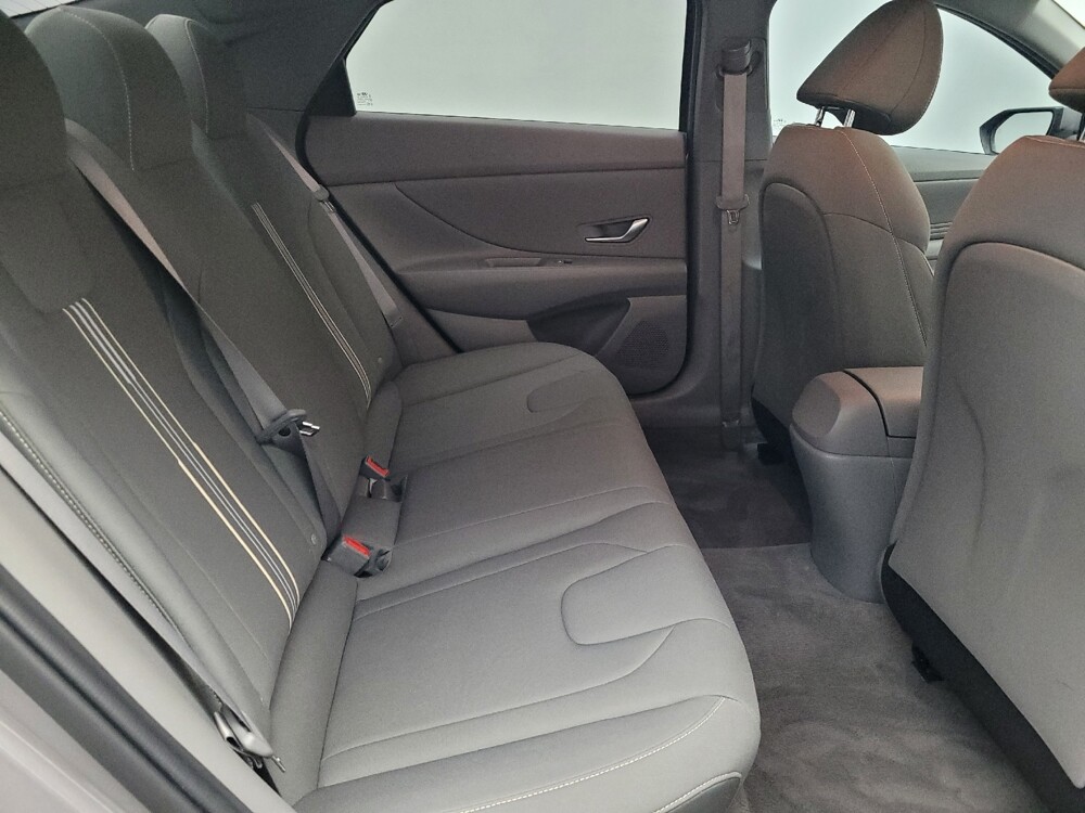 2023 Hyundai Elantra in Gainesville, FL 32609 - 18135624 19
