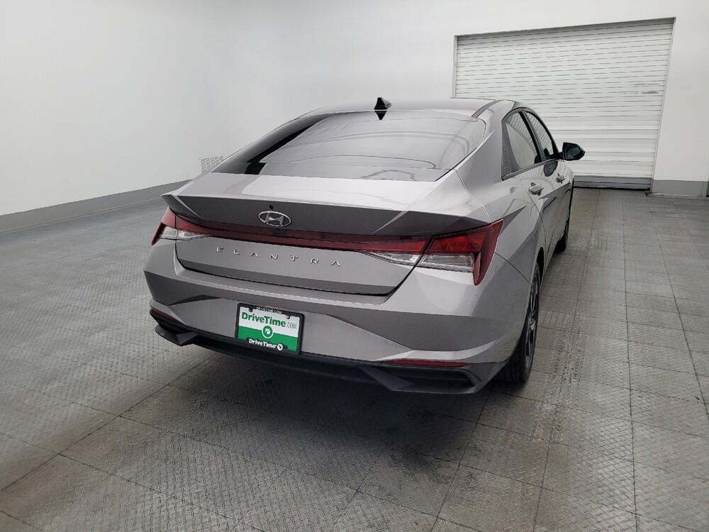 2023 Hyundai Elantra in Gainesville, FL 32609 - 18135624 7