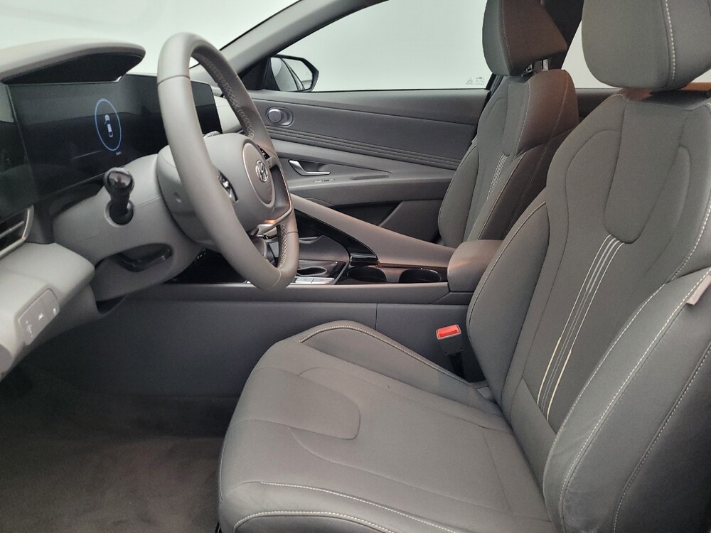 2023 Hyundai Elantra in Gainesville, FL 32609 - 18135624 17