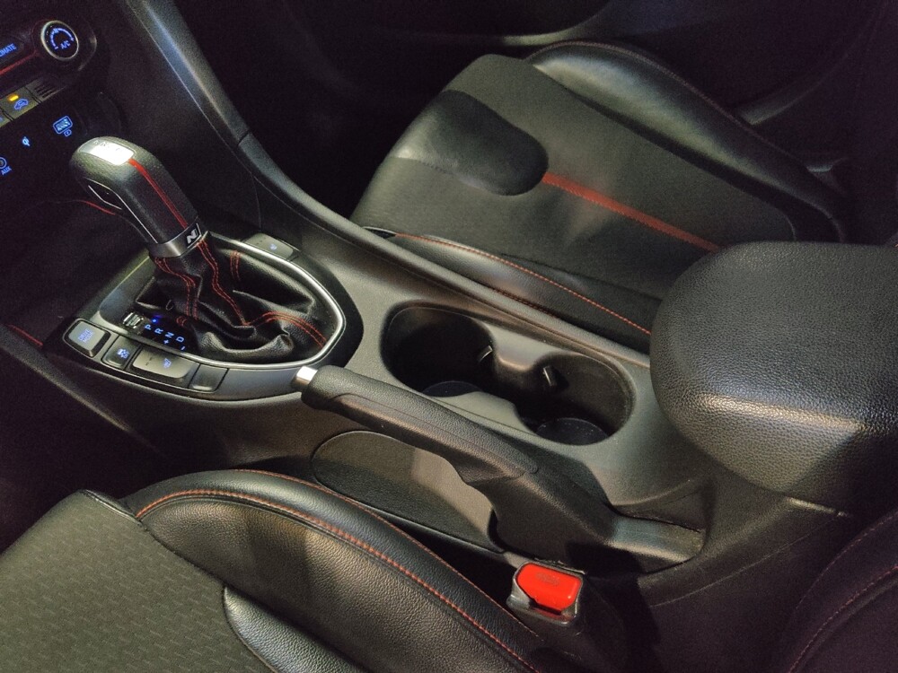 2020 Hyundai Veloster in Savannah, GA 31419 - 18135628 26