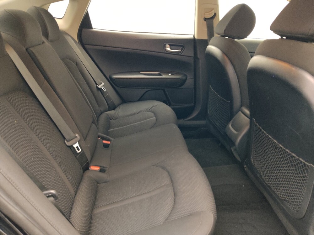 2020 Kia Optima in Savannah, GA 31419 - 18135632 19