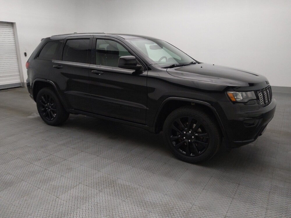 2018 Jeep Grand Cherokee in Gainesville, FL 32609 - 18135634 11
