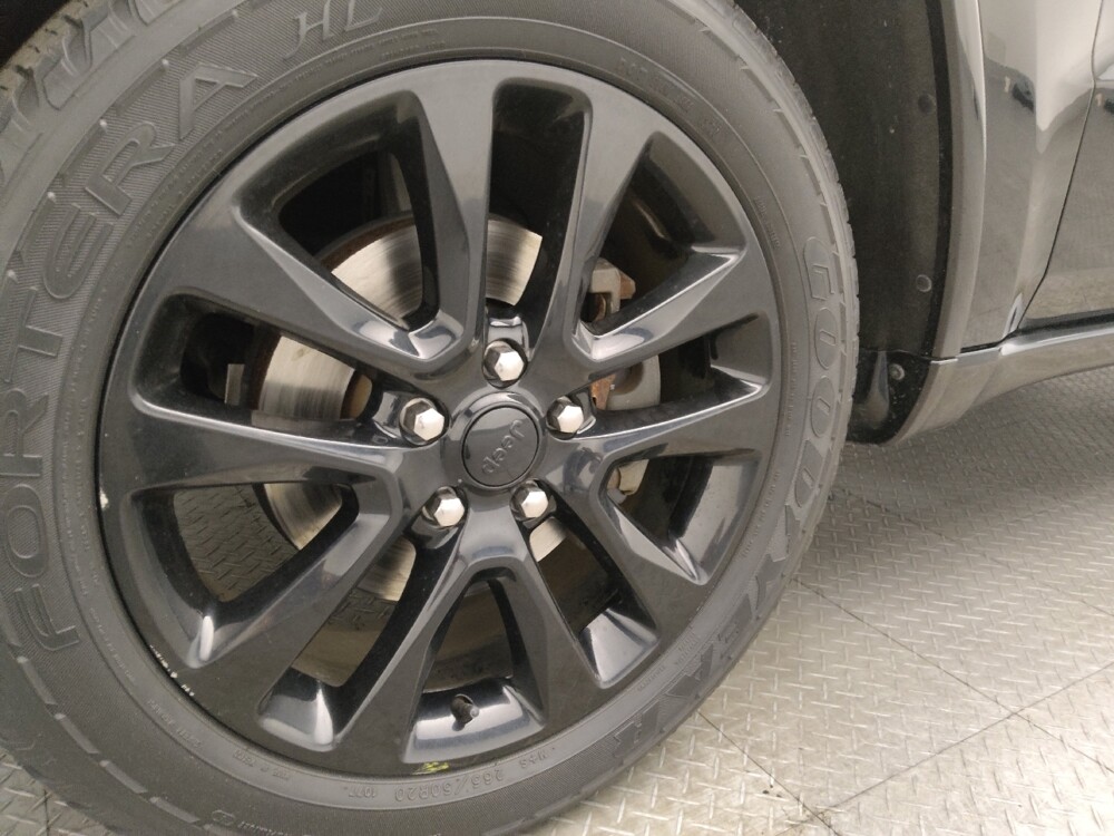 2018 Jeep Grand Cherokee in Gainesville, FL 32609 - 18135634 31