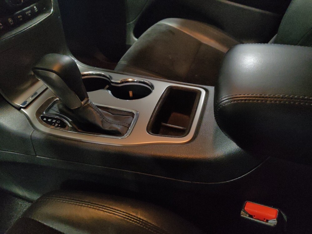 2018 Jeep Grand Cherokee in Gainesville, FL 32609 - 18135634 26