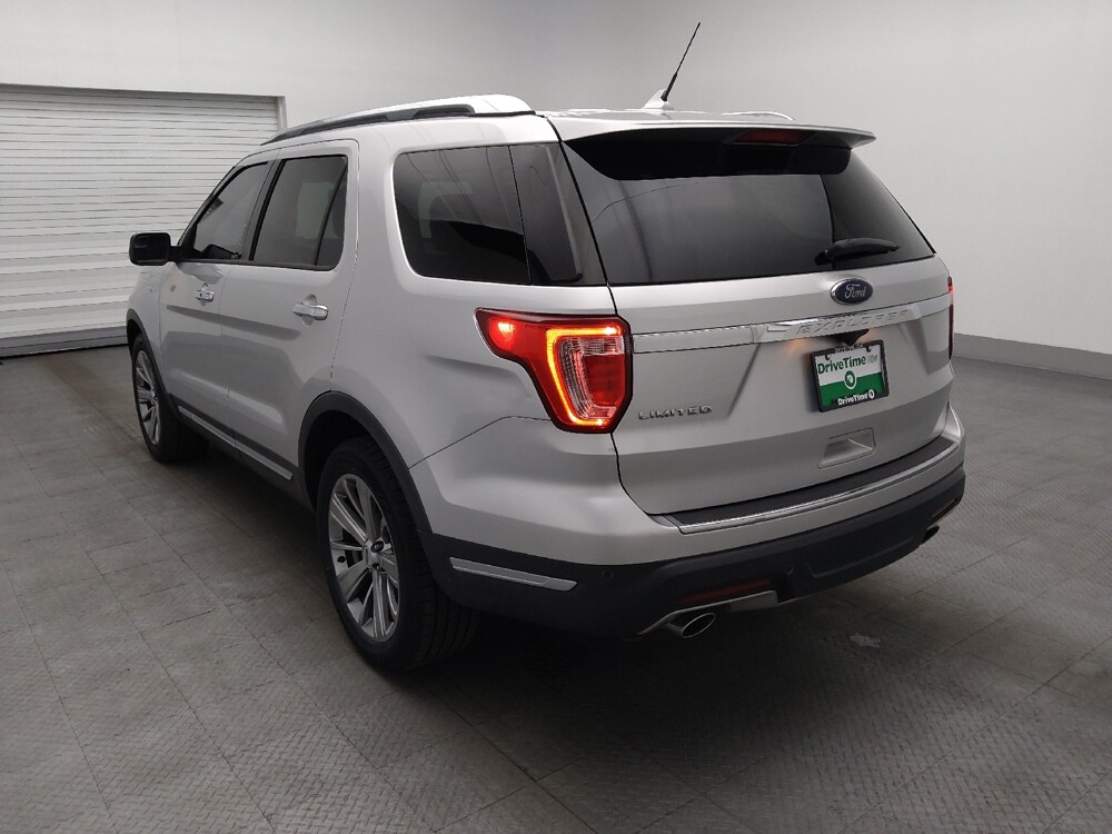 2018 Ford Explorer in Jacksonville, FL 32210 - 18135635 5